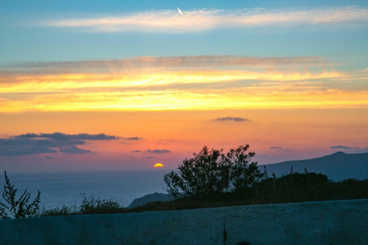 Caldera Sunset Villa Megalochori  Exterior photo